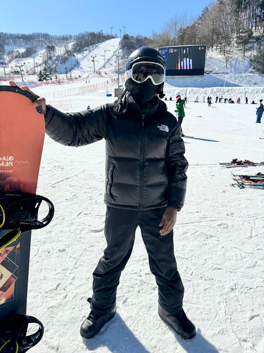jahfromdaone's tweet photo. ⛷️ https://t.co/yIy7yUaGcx