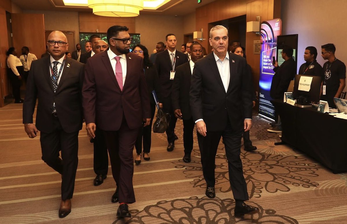 A propósito de la demanda por energía en RD, El presidente <a href="/LuisAbinader/">Luis Abinader</a> agota una agenda en Guyana y además dicta una Conferencia Internacional sobre Energía.

🇩🇴🇬🇾 Más inversión, más cooperación.

#RDEnGuyana