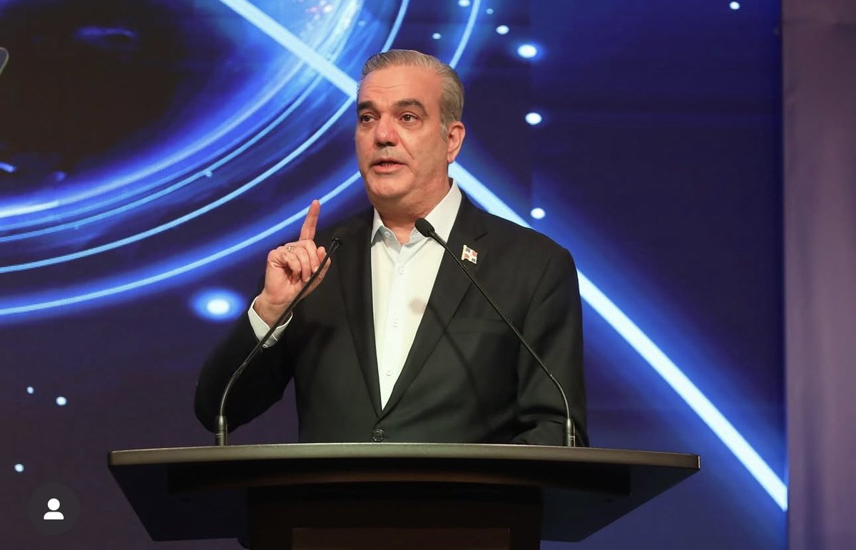 EstefanyHR's tweet photo. A propósito de la demanda por energía en RD, El presidente @LuisAbinader agota una agenda en Guyana y además dicta una Conferencia Internacional sobre Energía.

🇩🇴🇬🇾 Más inversión, más cooperación.

#RDEnGuyana https://t.co/6chRjCbB6i