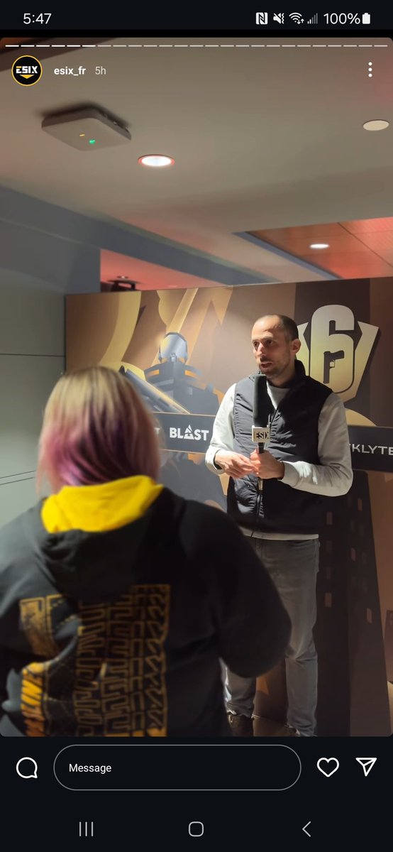 Cyb3line's tweet image. Backstage and work pics! Such an honor to interview @NelsonVonGarcia @Emix_MV @fxdeniele for @ESIX_FR 🥰🥰🥰
Interviews coming soon! 👀
But check out some sneakpeaks on our account 🥰 #shamelessplug