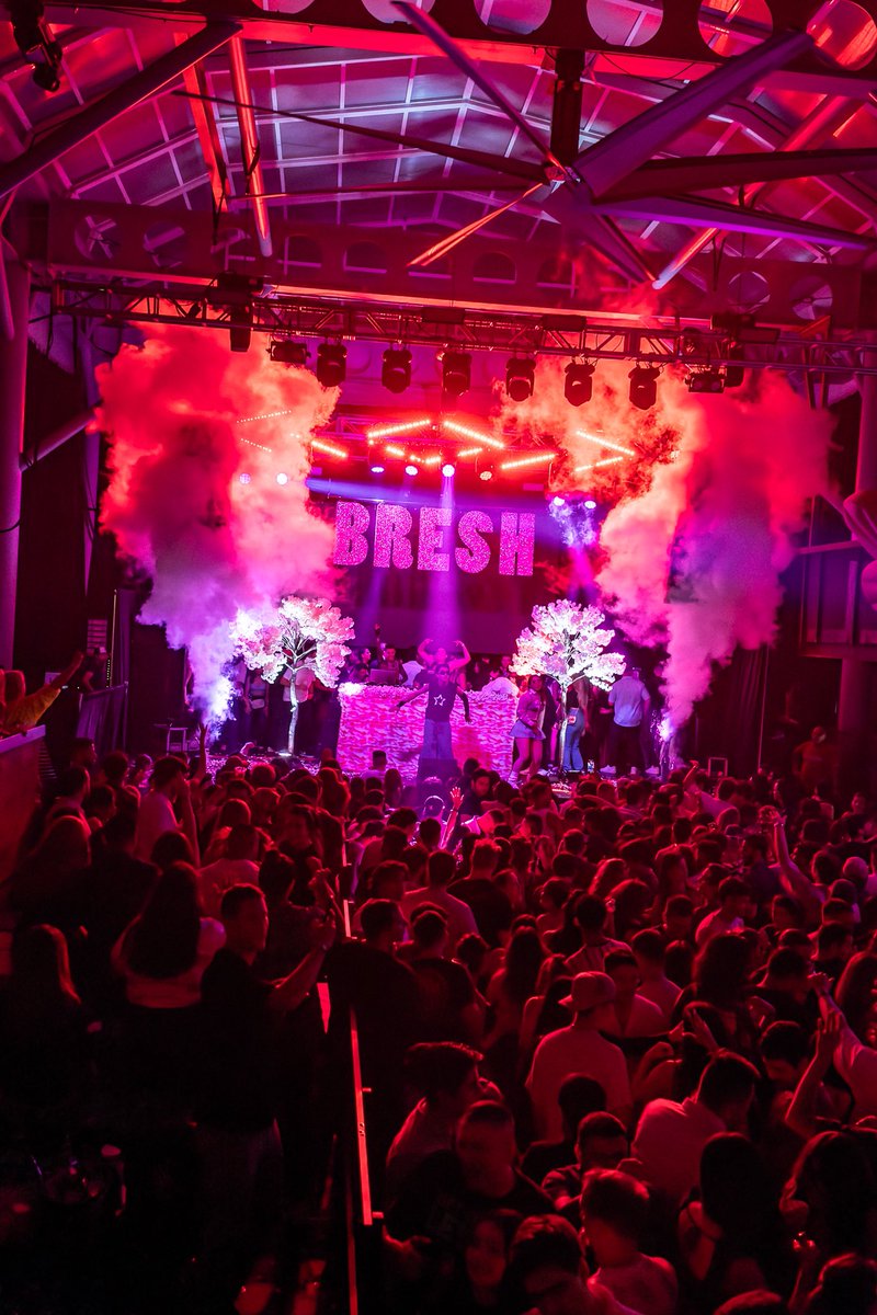 WHLMidtown's tweet image. 💃 The World Famous @bresh Party returns to Warehouse Live Midtown on May 17th. 
🎫 Presale | Wed | 10am
🎫 On Sale | Friday | 10am
For Pre-sale codes sign up for our newsletter at warehouselivemidtown.com
#bresh #warehouselivemidtown #warehouselive