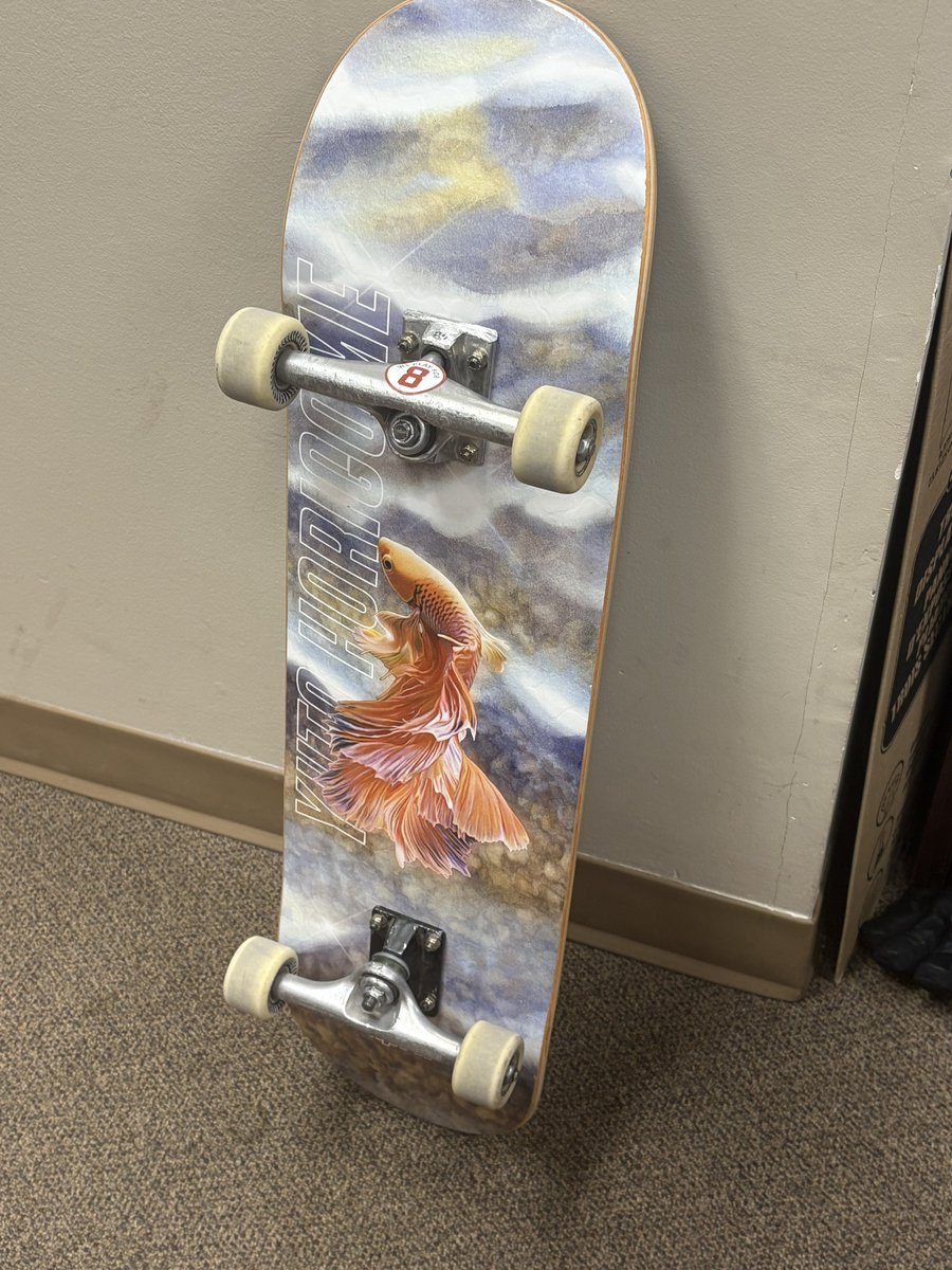 smiles_tv's tweet photo. last couple of weeks were killer but atleast i got this new deck https://t.co/Qu3p71kapI