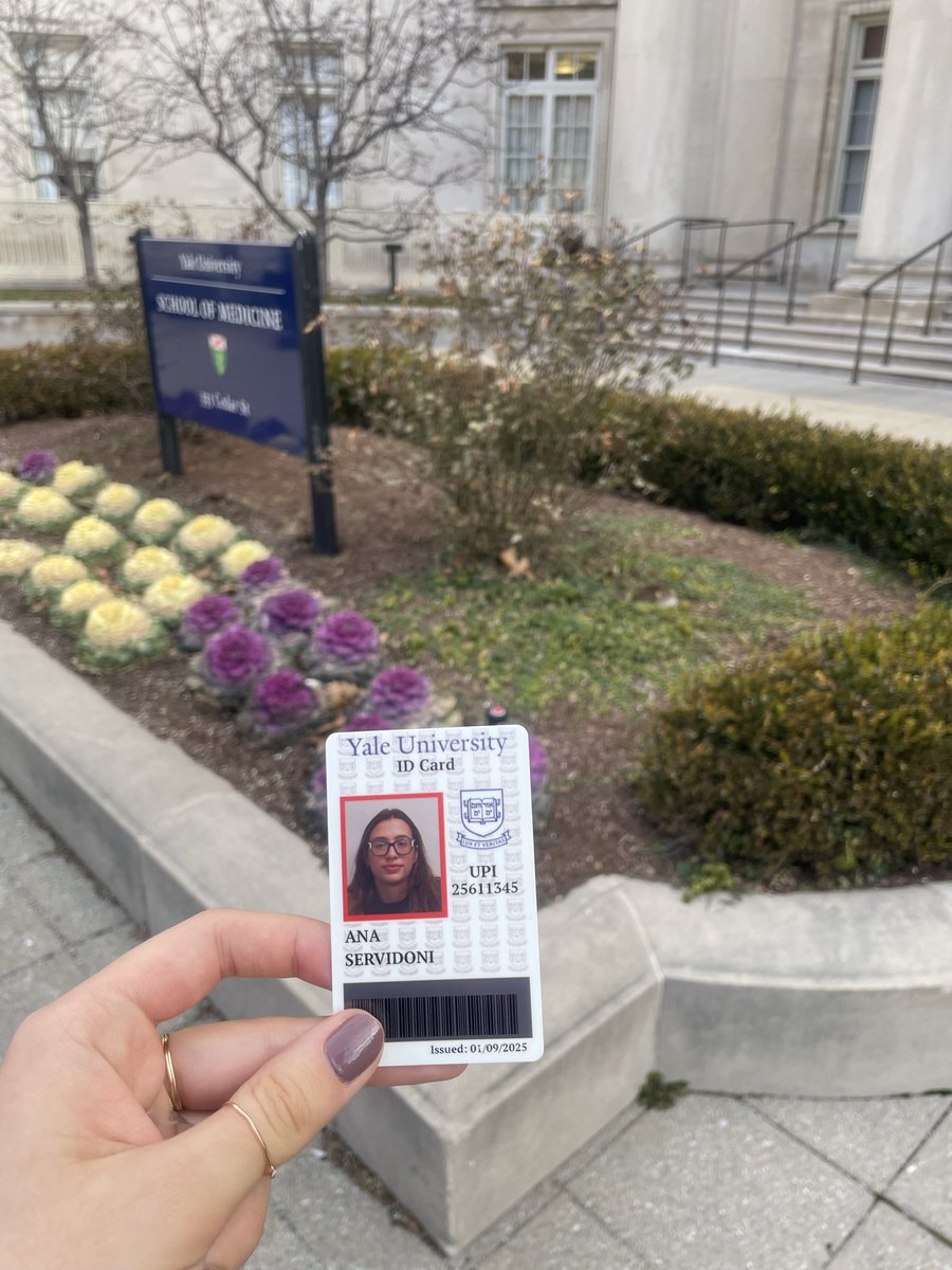 AnaPServidoni's tweet photo. starting my Postgraduate Fellow at @YaleMed 💙 https://t.co/6rcK4cyrsr
