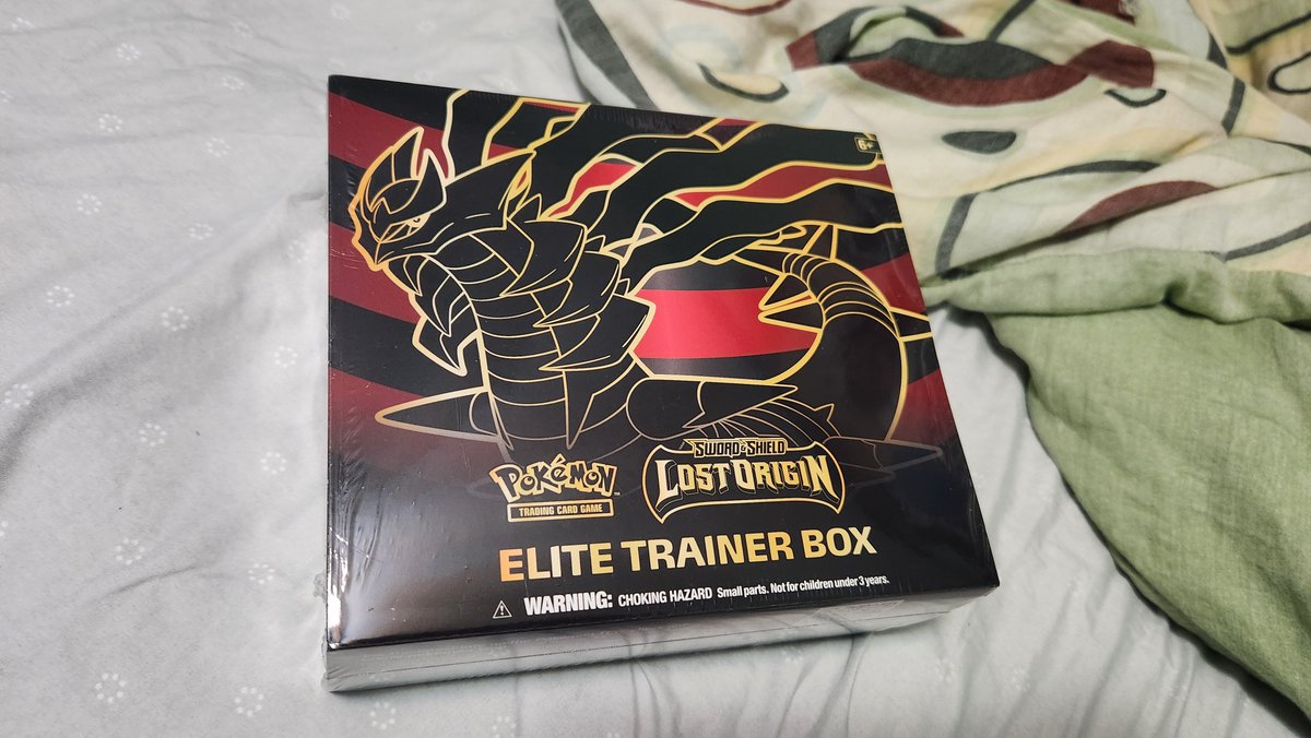 7colorsymphony's tweet photo. today's the day kurita krew 🗣📣‼️ going to be opening up a lot of pokemon cards (and providing life updates) over at twitch at 6PM EST!!! i will be opening the stream around 5:45, but i will be starting at 6 on the dot 💯 

link: https://t.co/wVuctJYjkM https://t.co/a6pFFe1hMo