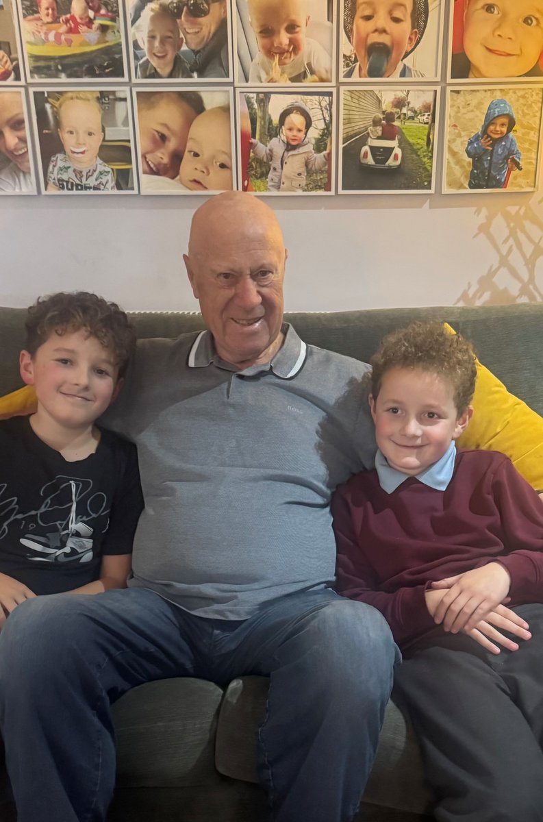 81-year-old David Mather from Hale in Greater Manchester is one of the first people to be recruited to TOURIST, the world's largest clinical trial using radiotherapy to treat non-small cell lung cancer that has spread to other parts of the body. 

More
👉 bit.ly/3CJTJVP