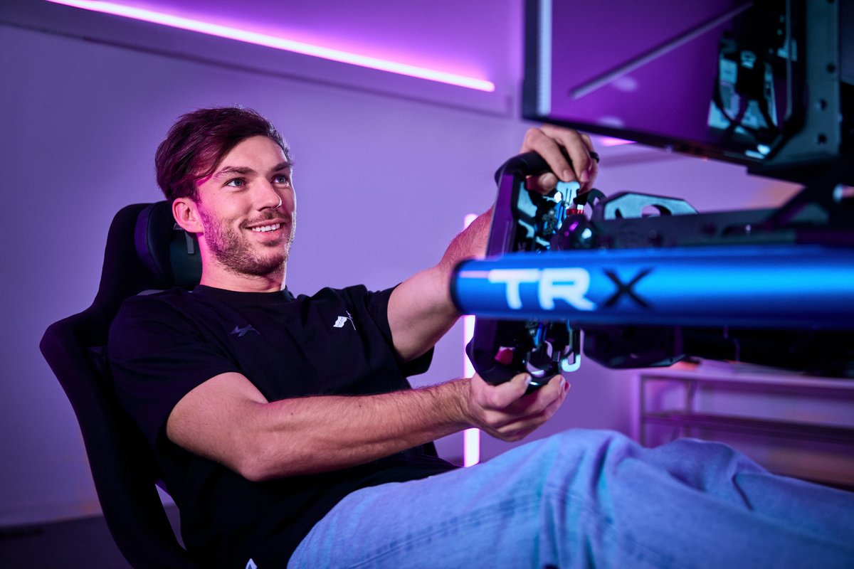 AlpineSimRacing's tweet image. 🏎️ Get track-ready at home with the new Alpine x @FullLife_fr collection!

Built for sim racers &amp;amp; motorsport fans who live for speed &amp;amp; precision. Right, @PierreGASLY? 👀🔥

💙 Now available #F175LIVE #F1