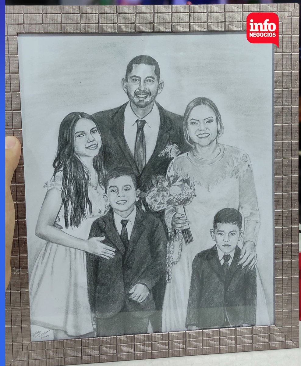 InfoNegocios_PY's tweet photo. 🛍️ #infoEmprendedor |
🎨🖌️ Fredy Cardozo transforma recuerdos en arte con retratos personalizados, capturando emociones en cada trazo. ✍️✨
https://t.co/sINPjdpBrg https://t.co/vdINuej8fN