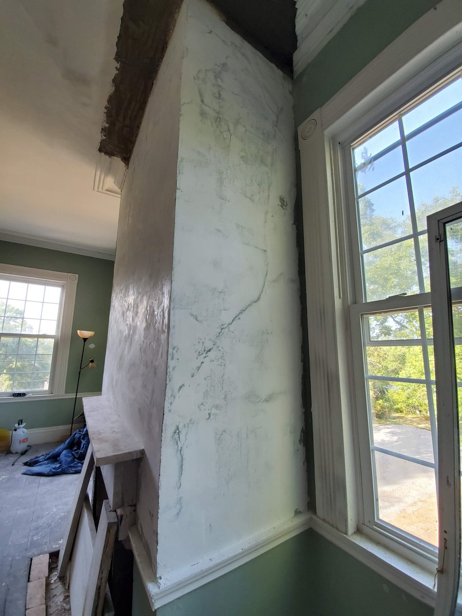 JSADLLC's tweet image. Skim coating the wall to alleviate the uneven surface. Rockwell house.