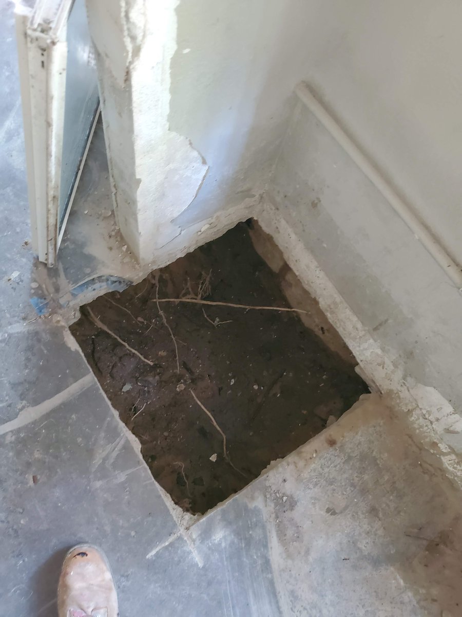 JSADLLC's tweet image. Sump pump box's made of concrete on a private residents in Folly beach SC. July 2020.