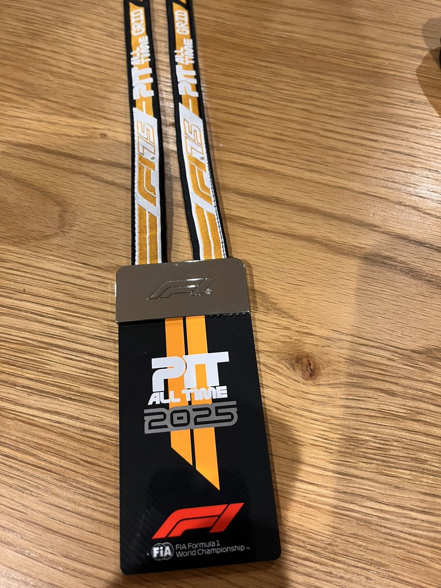 Adrian Wybrott tweet media