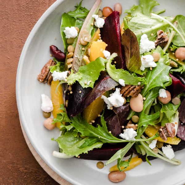 Entertaining guests this weekend? Make your meal planning easy with these 7 delicious dinner menu ideas. Enjoy!

s.mtrbio.com/ehjerhpgod