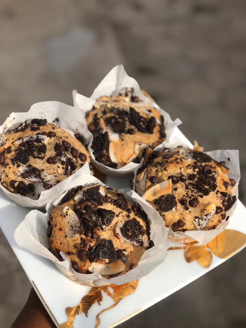 khadijat_dy's tweet photo. I’ll be making  Banana muffins tomorrow 
📍Bauchi
🏷️box of 4 =5000
📞 09010290215
Patronize, refer, and repost please. Thank you 🙏🏻❤️ https://t.co/aRu6F9IrOO