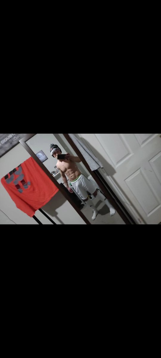 LeeFuXXXer's tweet photo. #nike #tracksuit #adidas #adidasoriginals #scally #sport #football #gym #training #active #sixpack #socks #sneakers #puma https://t.co/XPjWBfKHhx