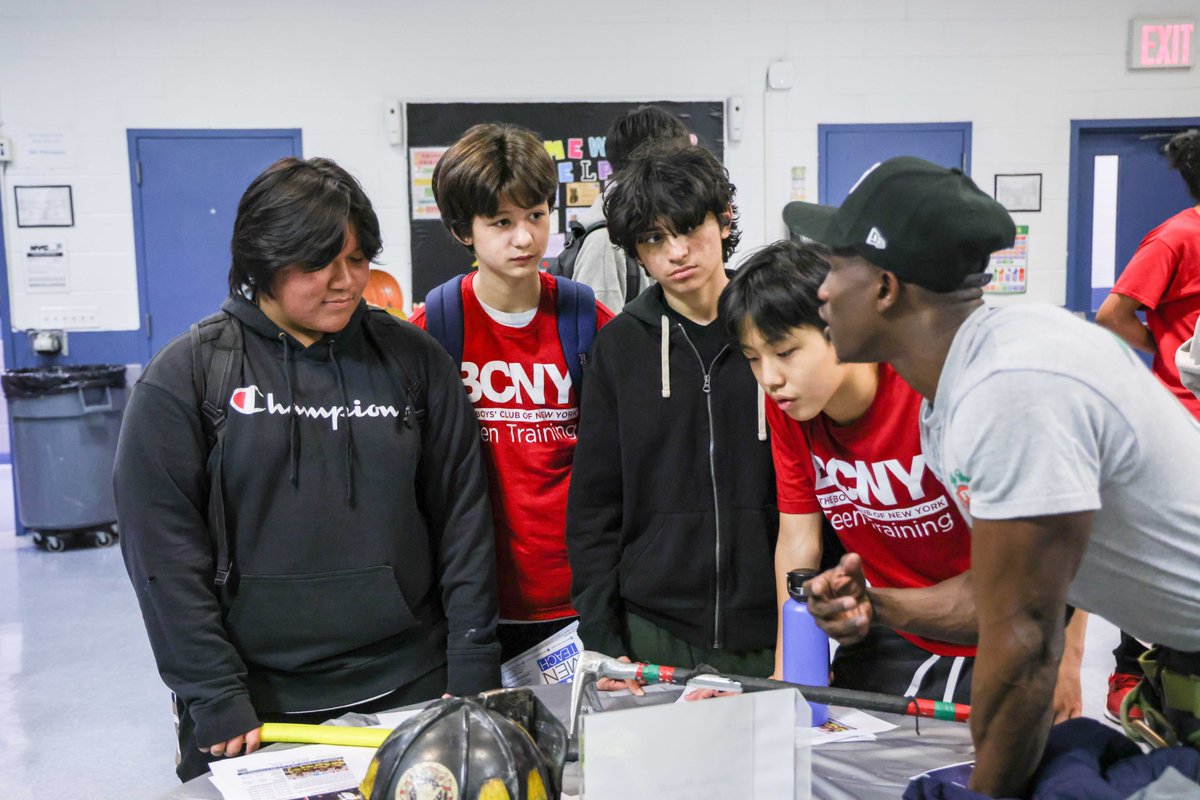 Career Prep (grades 11-12) and High School Access (HSA) programming for Teens at Gerry Clubhouse are held every Monday, 4:30 pm - 5:30 pm!

Reach out to gerryinfo@bcny.org for more info!