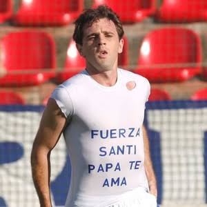 Um com filho na UTI, jogava bola e carregou aquele time de 2011. Já o outro, que se dizia torcedor... Tchau, obrigado.