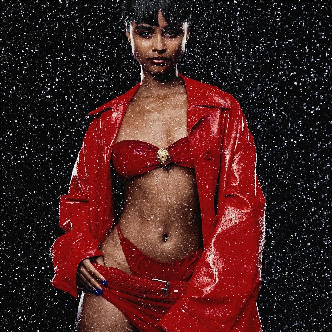 Tyla becomes the first African artist to have a solo song earn 1 billion streams on Spotify ("Water").
