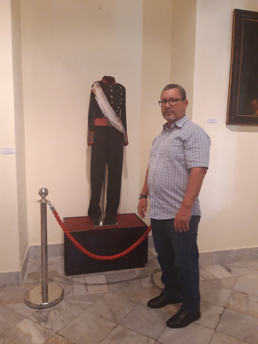 AntonioRdguezR's tweet photo. Visitamos El Museo de la Ciudad de la Habana, para recorrer la Exposición #PorLaHuelladeAlbear, en la Habana y seguidamente, el local en Palatino, que se acondicionará, cómo Museo del Acueducto #Albear #CubaViveEnSuHistoria #INRHCuba https://t.co/bByxQvtyvM