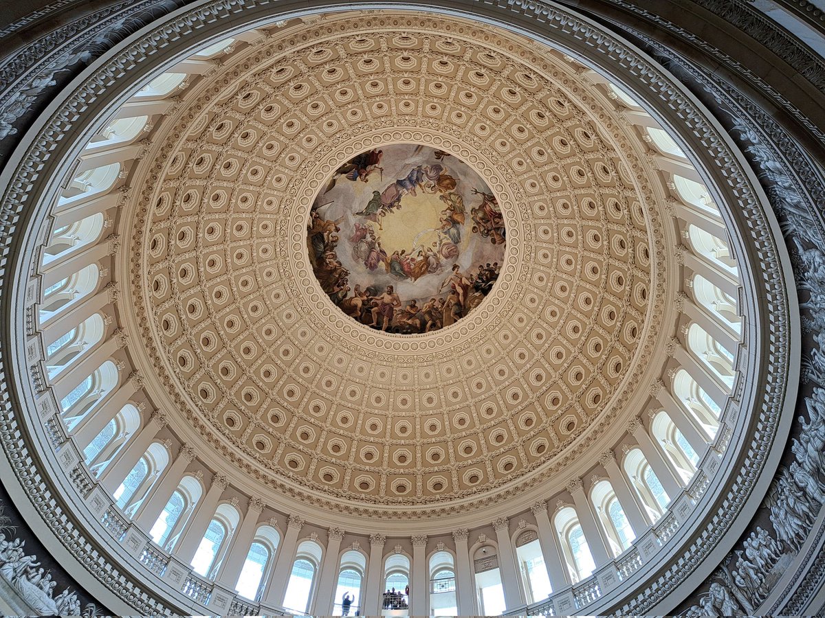 Y13 started the day at the US Capitol and US Supreme Court with a focus on Politics