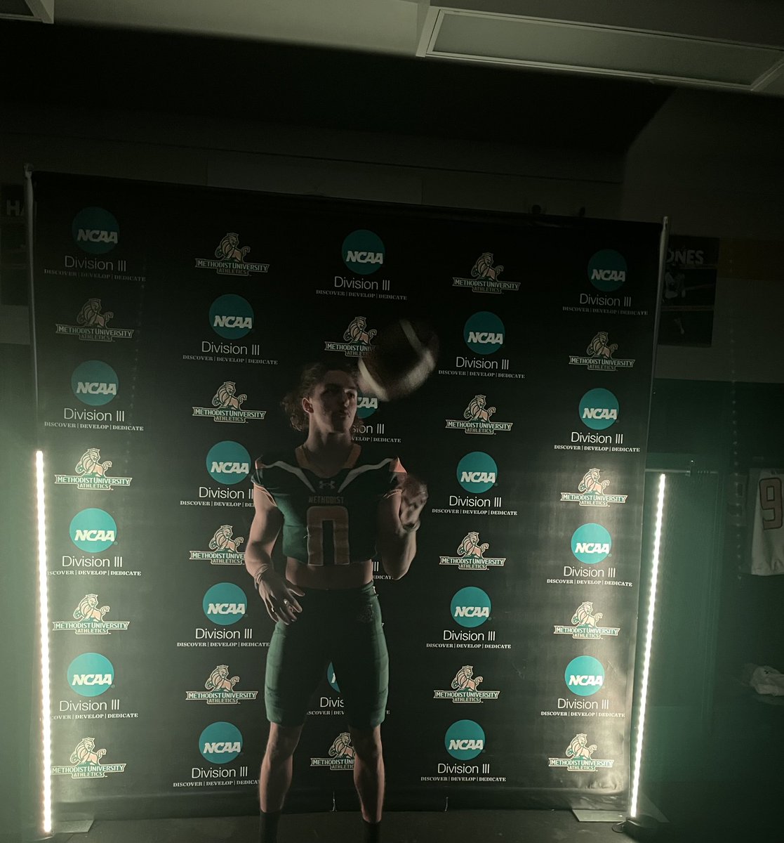 Makinley Wallace (@makwallace13) on Twitter photo After a great visit at methodist id like to thank all the coaches for my 2nd offer
<a href="/Methodist_FB/">Methodist University FB</a> #MonarchMade #AGTG After a great visit at methodist id like to thank all the coaches for my 2nd offer
<a href="/Methodist_FB/">Methodist University FB</a> #MonarchMade #AGTG
