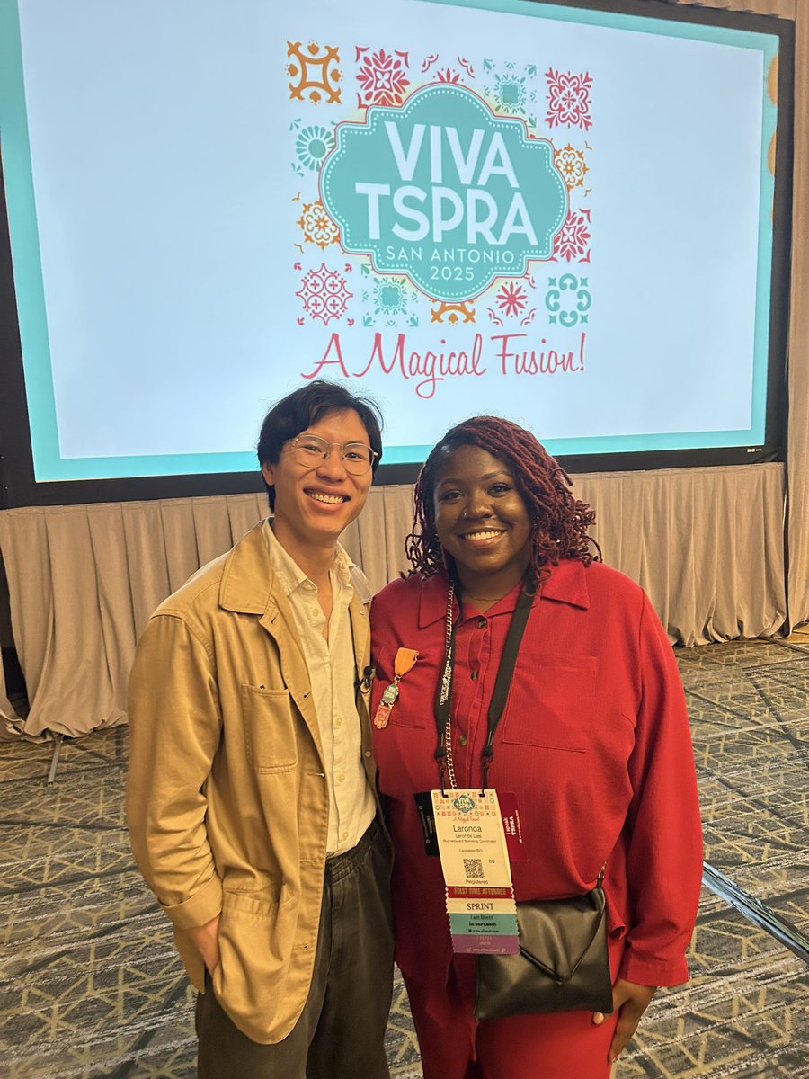 Miss_Lias's tweet photo. My first @tspra conference started with a BANG!💥 

From a mind-blowing session with Magician Jon Tai, to many engaging and informative sessions, to meeting amazing Comms professionals, the day has been jam packed!

#VivaTSPRA https://t.co/rShHSZuz6B