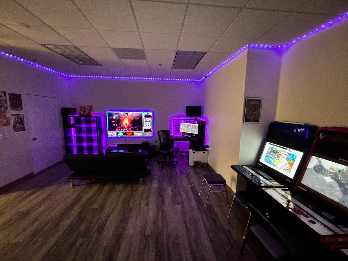 magitek_games's tweet image. Awwww yeah! Tuesday is upon us and it’s time for #theGrid! This is @magitek_games arcade NorCal FGC casual event! No brackets all casuals and vibe! Doors open at 6pm-1am and as always $5 gets you in all night! See you there!
#FGC #SF6 #TEKKEN8 #CvS2 #3rdStrike #retro #arcade