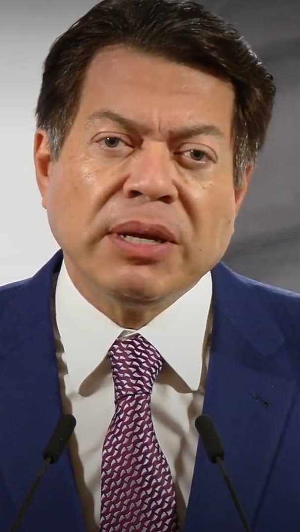 ResistenciaCMx's tweet image. #MarioDelgado revisando el "paquete" presupuestal 2025 para la SEP.