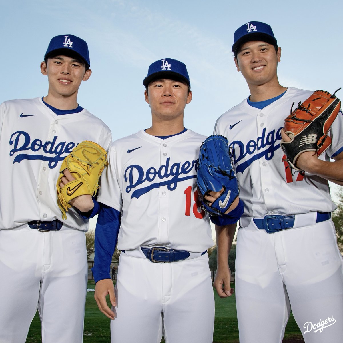 大谷翔平&山本由伸&佐々木朗希、ドジャースユニフォーム姿の3