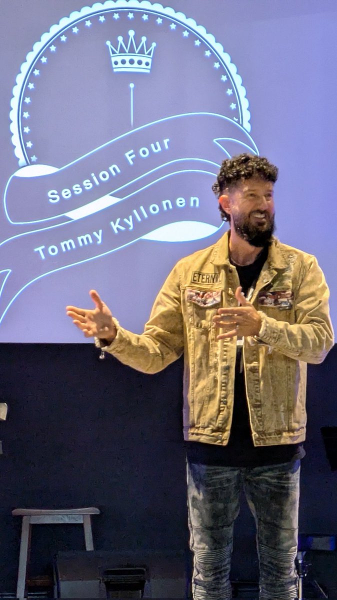 <a href="/urband813/">Urban D.</a> bringing some good connecting ideas at #practicallypastoring25