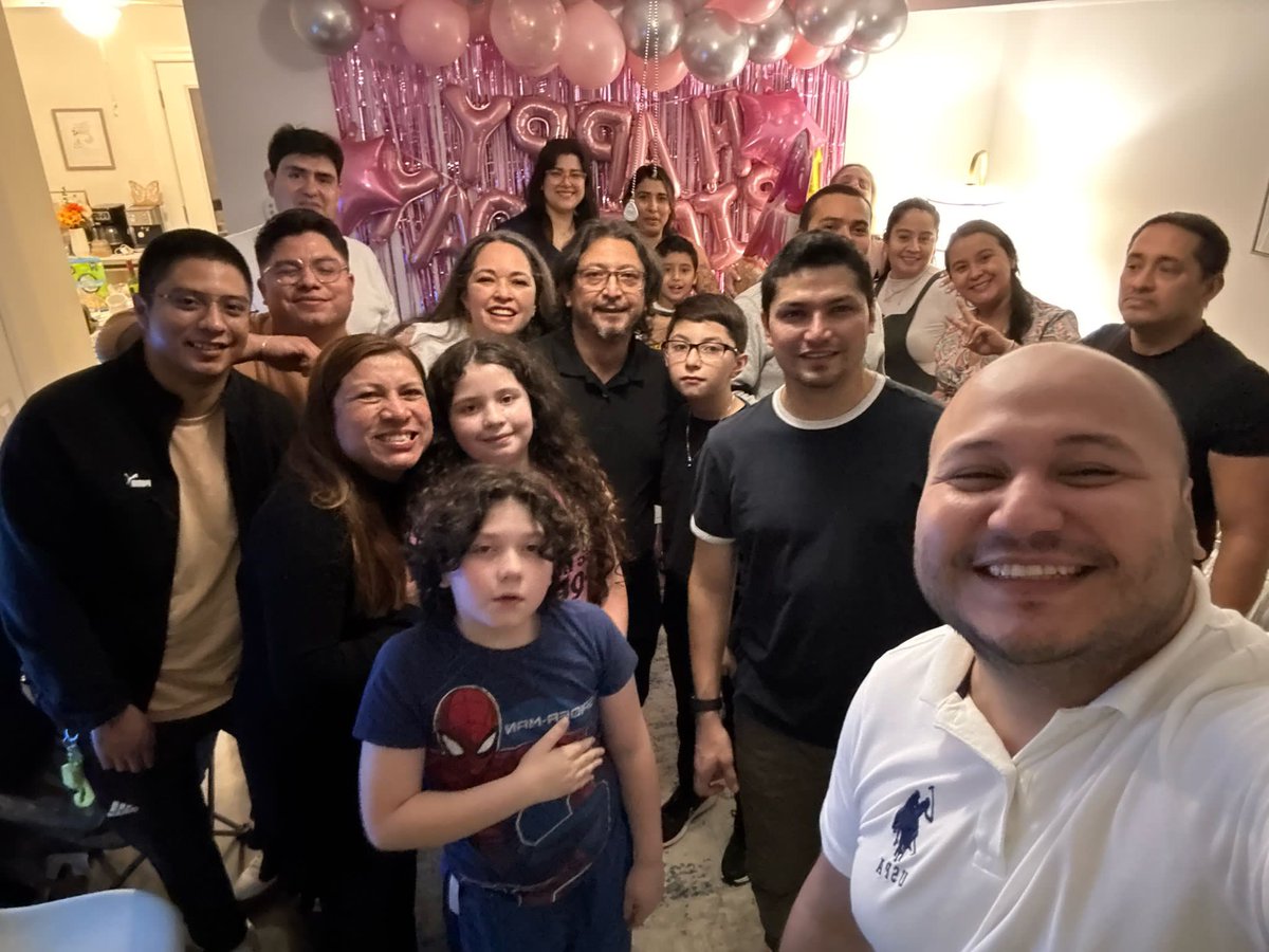 Nancy de Ruballo tweet media