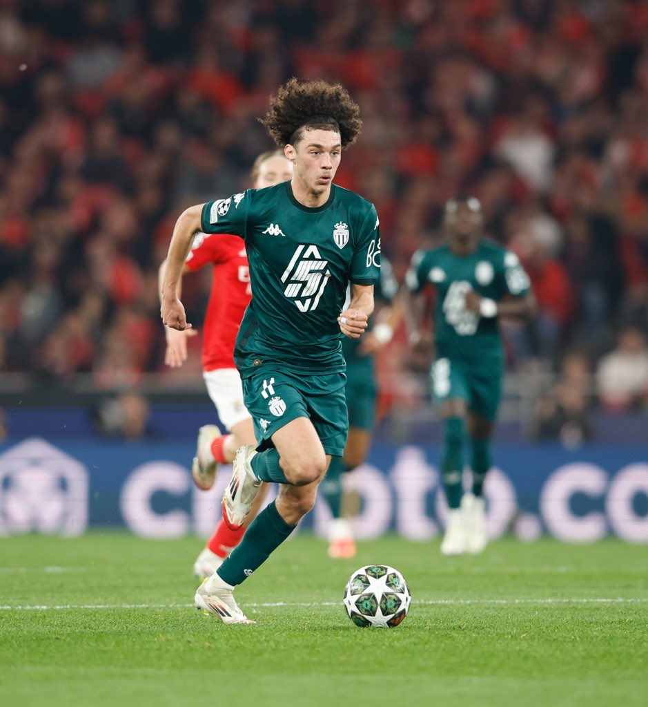 ActuFoot_'s tweet photo. Le match qu’il sort ce soir… Didier tu sais, je sais, nous savons. 🇫🇷🪄💎 https://t.co/KB6emtgY0B