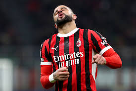 LeftLegOLiam's tweet image. The #spursy curse continues as Kyle Walker infects AC Milan to #Arsenal's benefit!