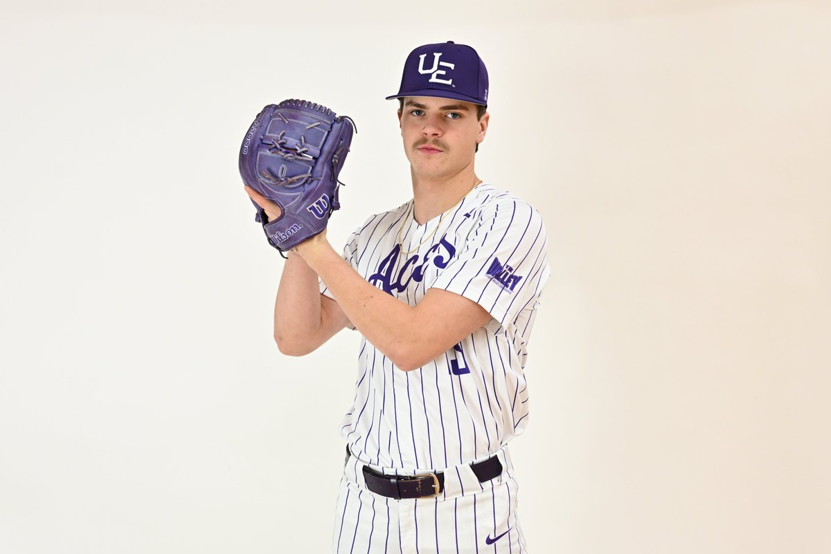 Bottom 10

<a href="/Jack_Clev_/">Jack Clevidence</a> making his 1st collegiate apperence in the 10th

🟣 9 | 🦬 9
⚾️ #ForTheAces x #GUAC 🥑