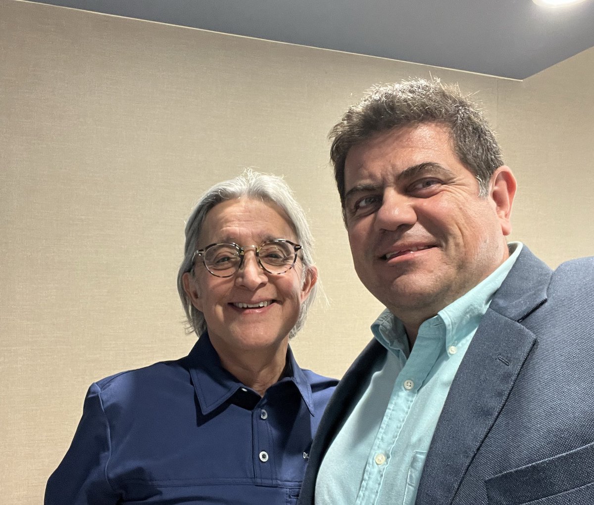Esteban_Acuna_G's tweet photo. Ay the launch of #OMNiBOT for LATAM with the grandmaster @dr_ocastillo , from Concepcion, Chile @UCencomex https://t.co/GfZ90ECFTe