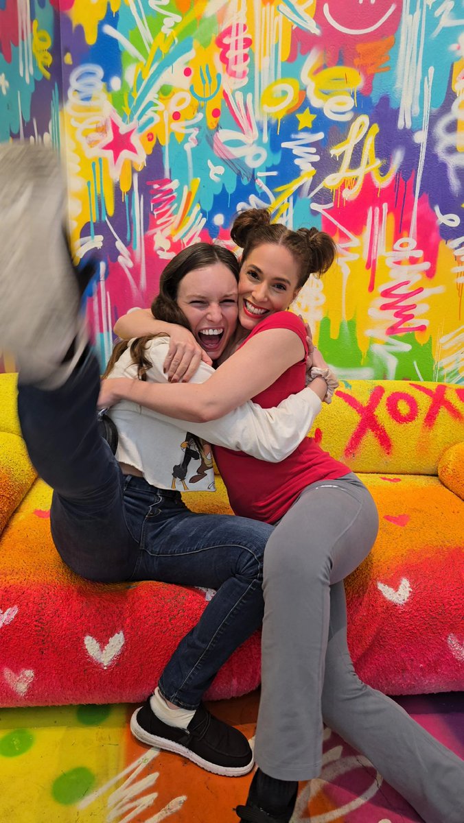 christinaderosa's tweet image. You Need Fun 😜 

I need fun!  We all need to play and let our inner child enjoy life. 

I did that and more at in #DTLA check it out 👇🏾 
shotofart.com/city/los-angel…