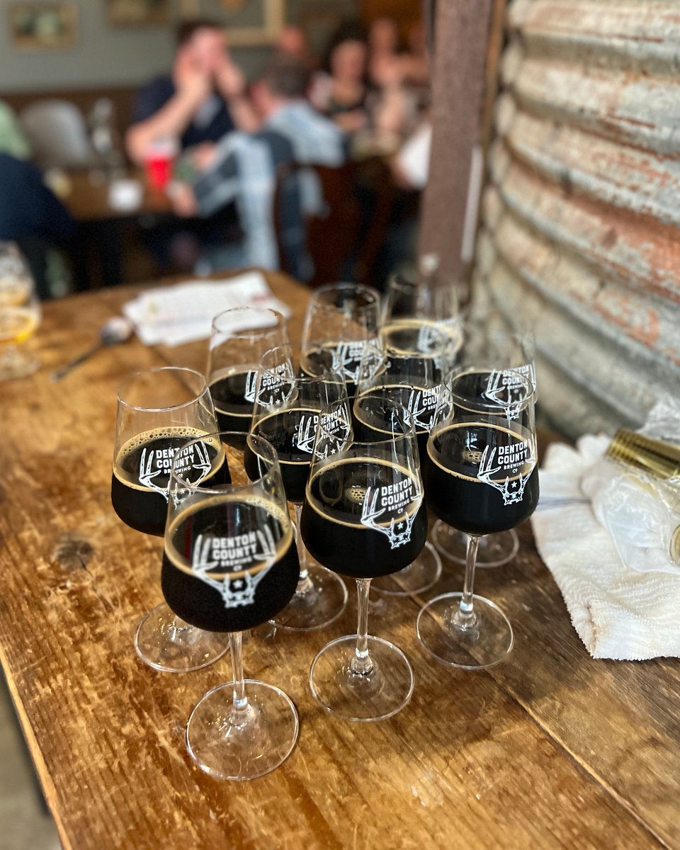 Chilly snap is the perfect time to drink something dark and toasty! Come by the taproom! Happy Hour until 6 PM and grab some beer-to-go in case you hunker down.  We have Un-barreled Night Witch, Penthouse Please, No Side Meetings, Poppy's - all great friends of cool weather! ❄️🍺