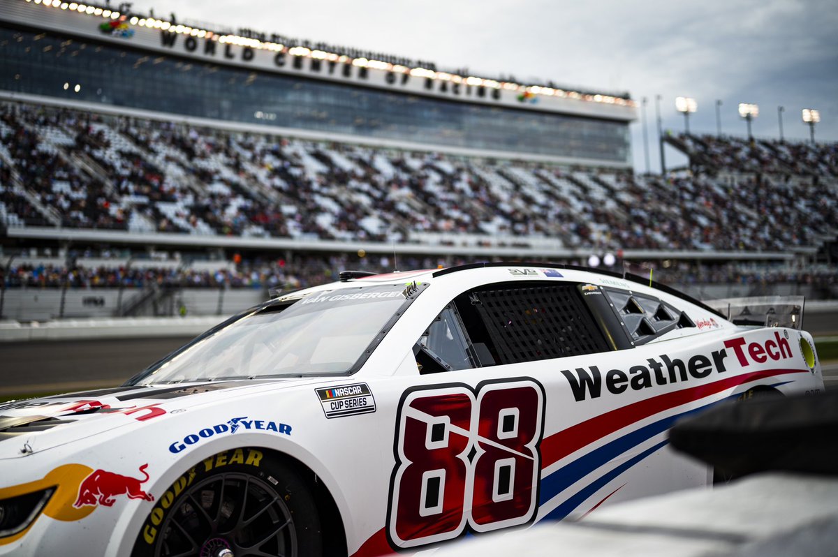 WeatherTech's tweet image. Entered race season with double the action 🏎️💨

#WeatherTech | #Daytona500