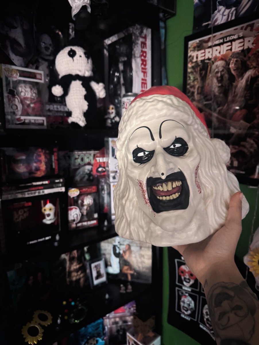 terrifierdes's tweet image. look what just arrived !! My ART popcorn bucket ❤️

#terrifier3