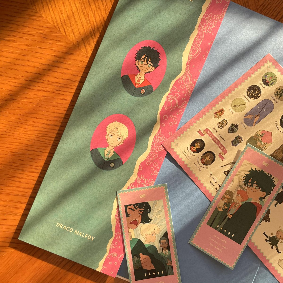 helenjeeeee's tweet image. Hi everyone! Apologies for keeping you waiting for so long, my online shop will open on 2/19 12am EST (2/18 9pm PST)💖
*Please note that the shop and the pre-order for “Evergreen” will be both closed on 3/5.
*US shipping ONLY!!
helenjee.bigcartel.com
