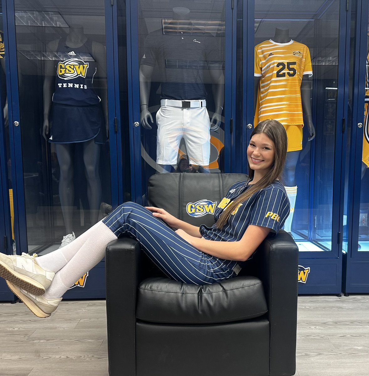 Morgan Lewis tweet media