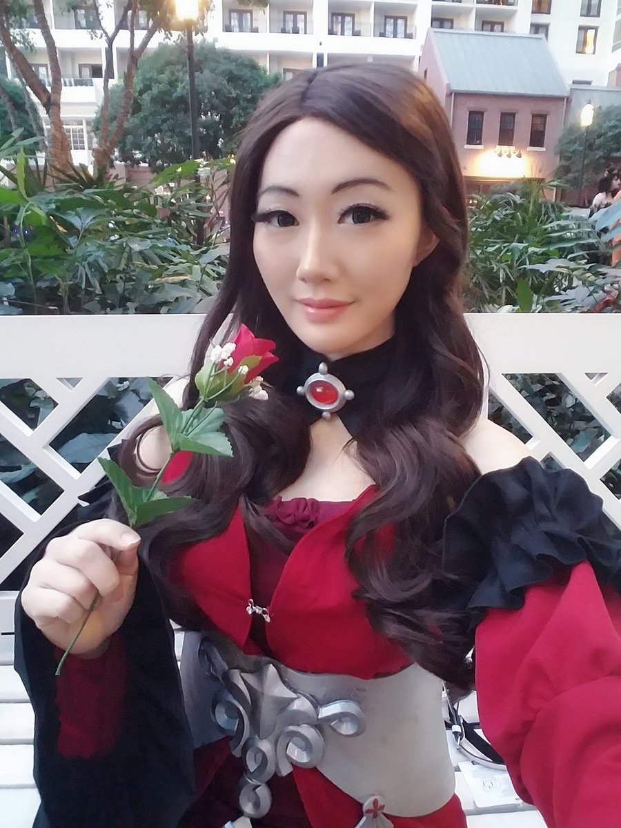 Another timeskip post!

Brought Dorothea last minute because I couldn't resist doing the IRL timeskip

Same fabrics, accessories, and wig but with more time and work put into her

Accessories <a href="/dangerousladies/">The Dangerous Ladies</a> 

#katsucon