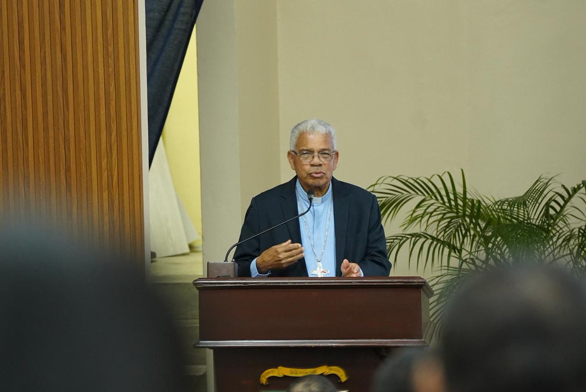 VidaySaludTv41's tweet image. Ya iniciamos el IV Foro de Medicina y Salud de la Fundación Dominicana Dr Ramón Tallaj, en vivo por @Televida
Canal 41 y web televida.org.do y nuestro canal de Youtube:
youtube.com/live/-N9nas-26…
#Salud #Vida #Televida41 #CanaldelaFamilia #ForodeMedicinaySalud