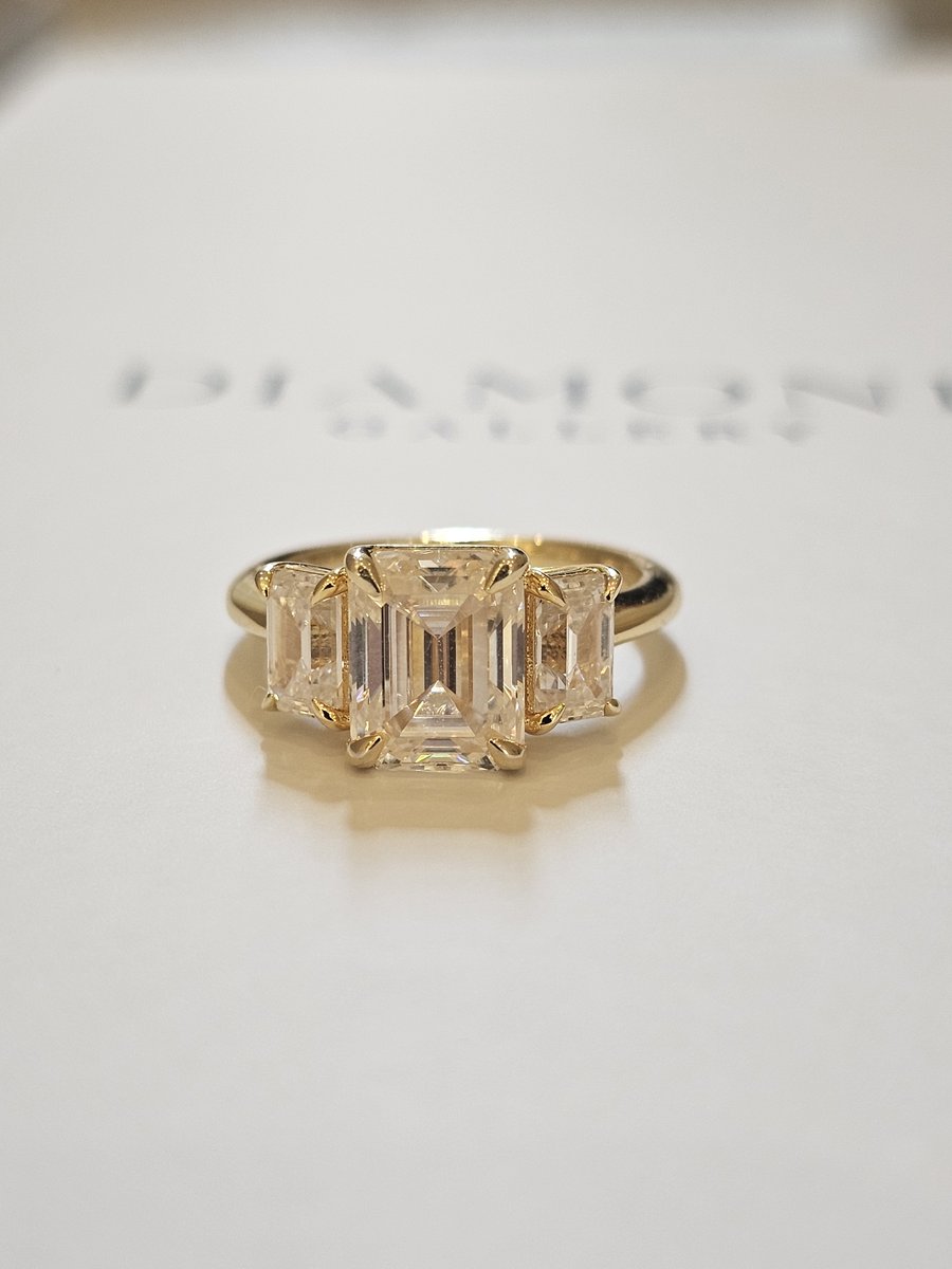 GrafixArmy's tweet photo. Jewelry Retouching | Jewellery Photography | @GrafixArmy 
-------------
🤝Need any photography help? Contact us🔰
▪ https://t.co/dS7FIdnHOl
▪DM📲
-------------
#jewelry #jewellery #jewelryretoucher #handmadejewelry #jewelryagency #retouchingservices #grafixarmy #grafix_army https://t.co/Uoyv4LjCH2