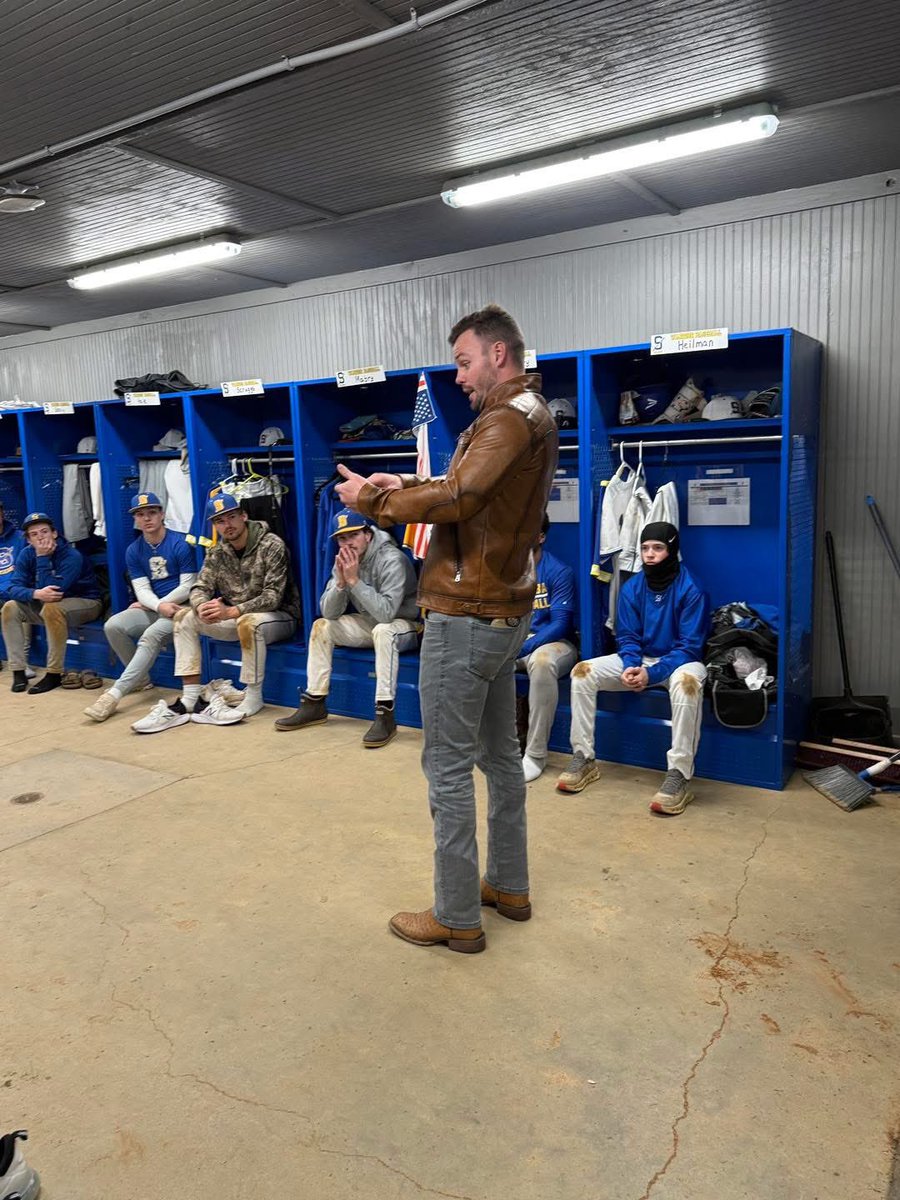 Huge Thank You to <a href="/Tanner_Allen10/">Tanner Allen</a> for taking the time to talk to our players today. Excited for next week speaker TeacherMan!