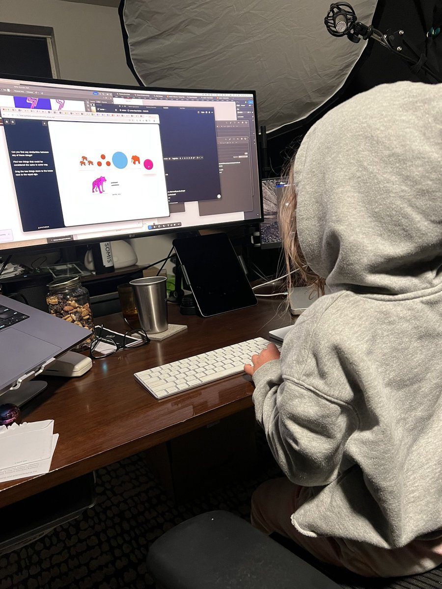 <a href="/synthesischool/">Synthesis</a> <a href="/anafabrega11/">Ana Lorena Fabrega</a> 
I’m blown away watching my 5 year old on synthesis. 

My fav part is watching her have to reason logically. 

Also, first time using a trackpad and she’s picking it up fast. 

Super impressed with what you’ve built.