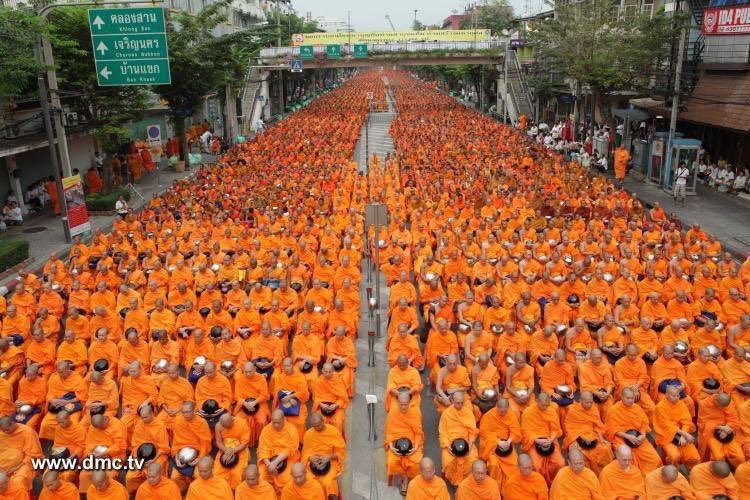 jaiyut24nor's tweet photo. 🌟#ทบทวนบุญ #ตักบาตรพระ 30,000 รูป ถวายเป็นพุทธบูชา

วันอาทิตย์ที่  25  มีนาคม  พ.ศ.2555

ณ #วงเวียนใหญ่ ฝั่งธนบุรี #กรุงเทพมหานคร https://t.co/XGOB7vAIV5