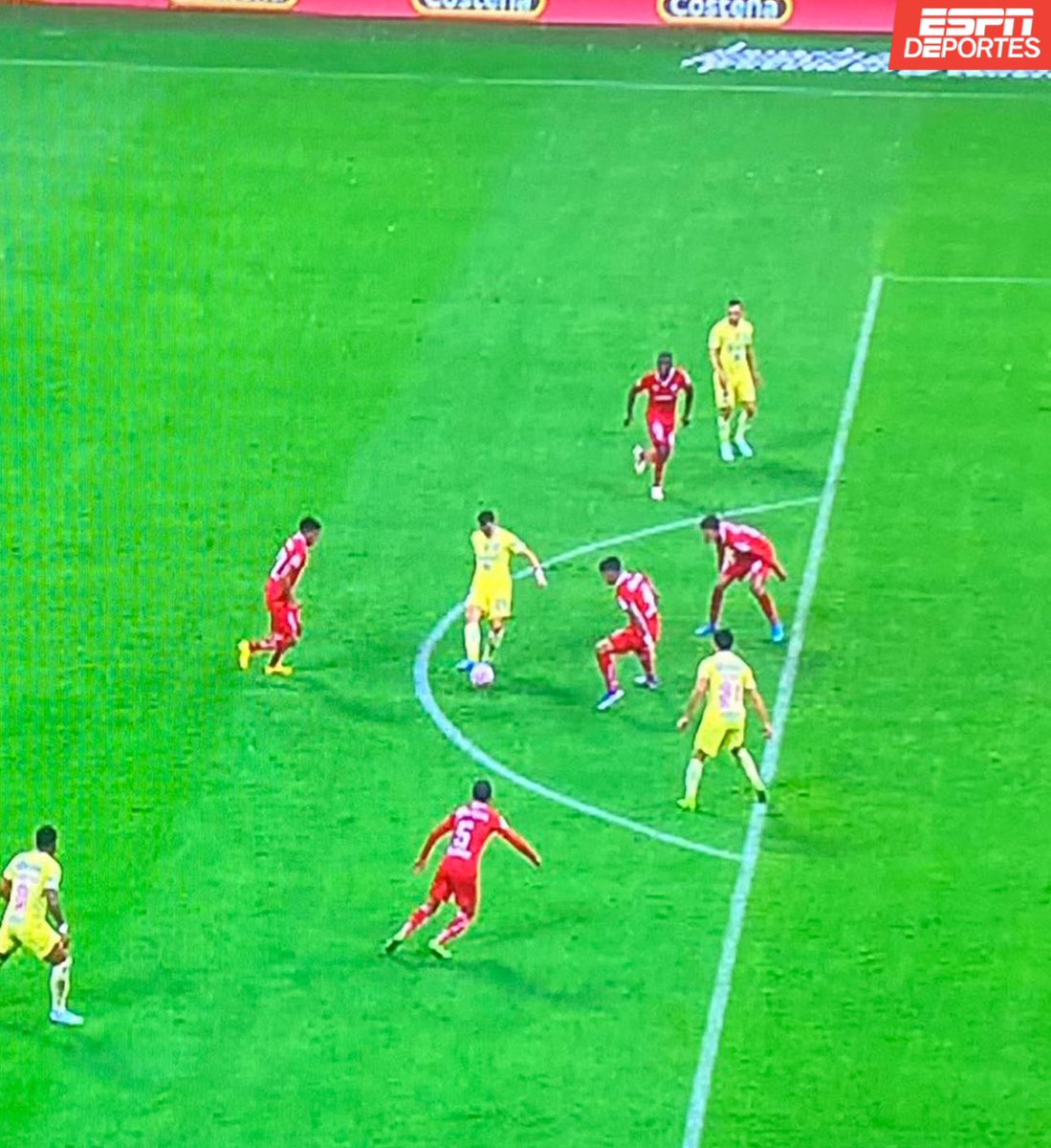 Se imaginan si hubiéramos llorado eternamente como perras por esa jugada? Se siguió trabajando y se obtuvo el objetivo x3 y las que faltan. Pero somos el único equipo en el continente con esa mentalidad.