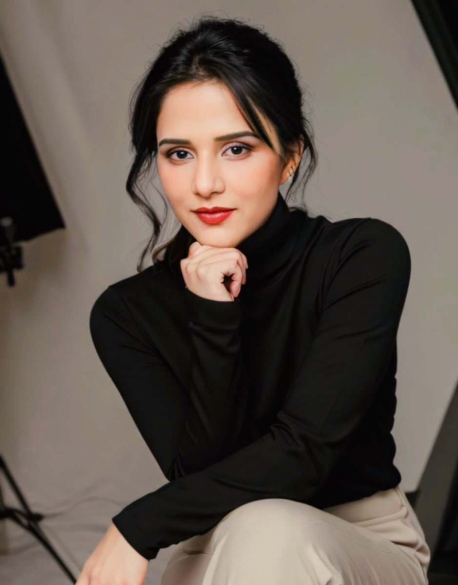 ChefShipra's tweet image. Behind the scenes #BTS #workmode #love #ShipraKhanna #masterchefshiprakhanna 💕