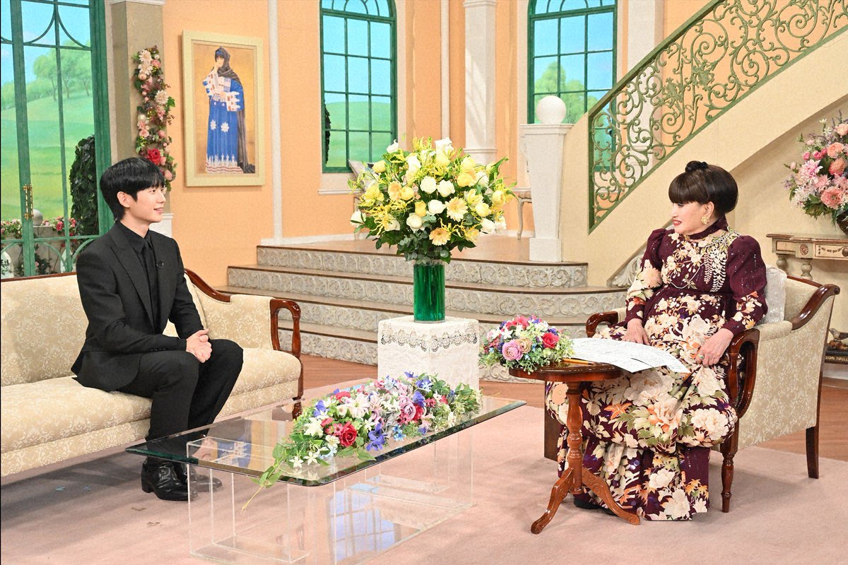 [📸] 徹子の部屋

#徹子の部屋 に出演させていただきました!! ありがとうございました✨

日本のトークショーに初出演した #ヘイン いかがでしたでしょうか??
まだご覧になられていない方は、ぜひ見逃し配信をご覧ください👀❤️

📺tver.jp/series/srd0bw5…

#JungHaeIn #チョンヘイン #チョン・ヘイン