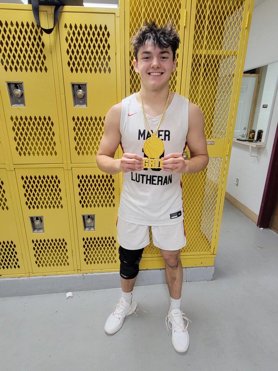CoachMuel's tweet image. Look who's back!! 🔥🏀 No 1 more deserving of the GRIT chain after a W over Lester Prairie than @NathanLindesmi1! After a month+ long injury, Nathan GRITed BIG minutes down the stretch, steadied the ship, attacked the rim and was dropping dimes to put the game away 4 @gocruhoops