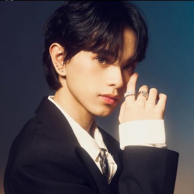 #NewProfilePic I’m back!!!!!